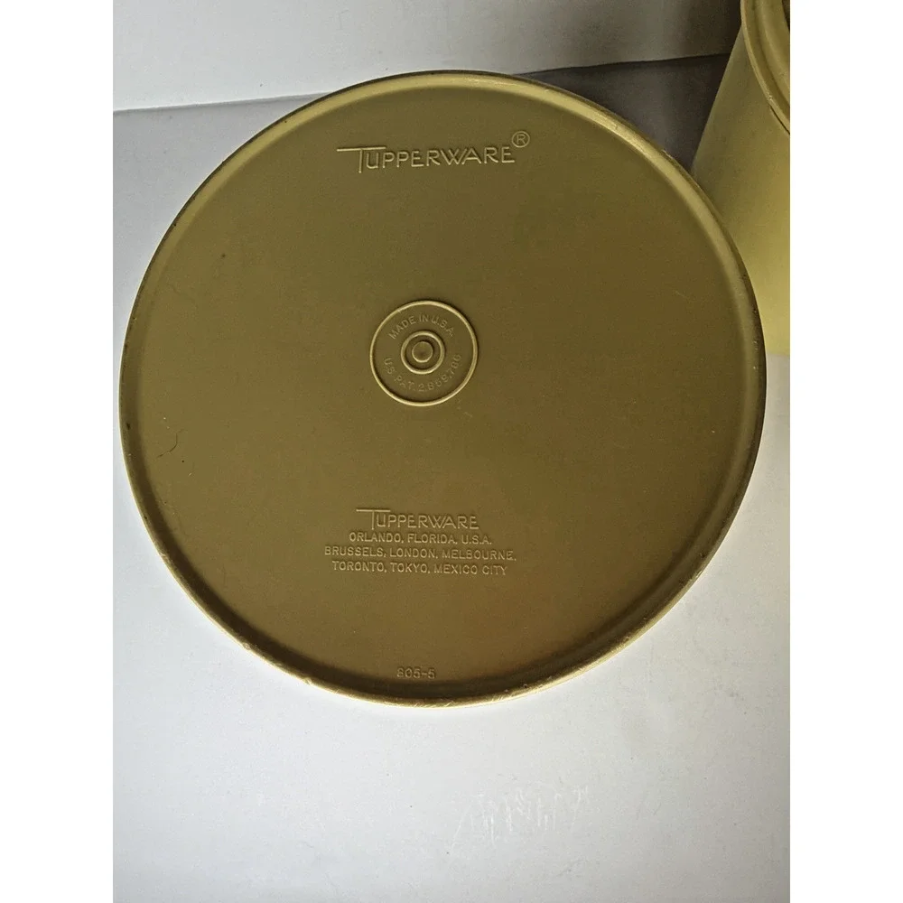 Vintage Tupperware 4-Piece Servalier Canister Set Yellow Harvest Gold Starburst